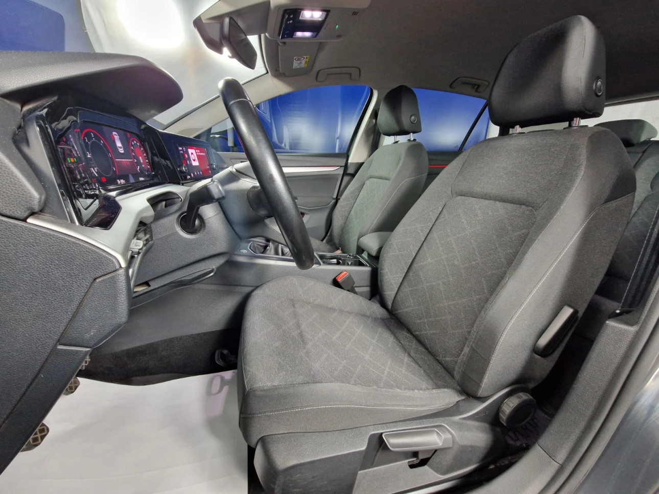 VOLKSWAGEN GOLF LIFE 2.0TDI 115CP 2021