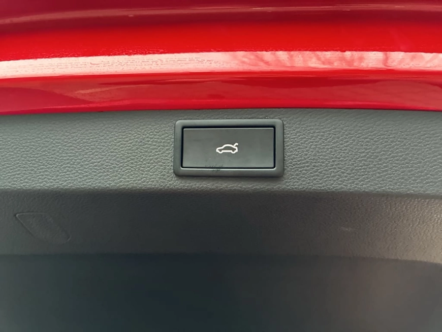 Skoda Karoq Sportline 4x4 SUV 2025