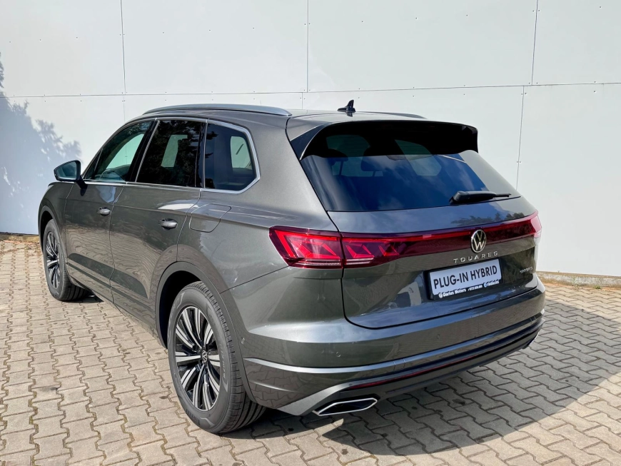 Volkswagen Touareg SUV 2025