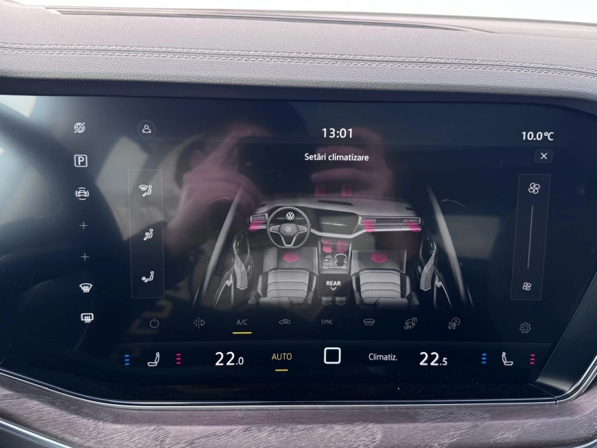 Volkswagen Touareg SUV 2025