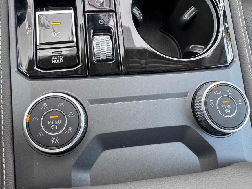 Volkswagen Touareg SUV 2025