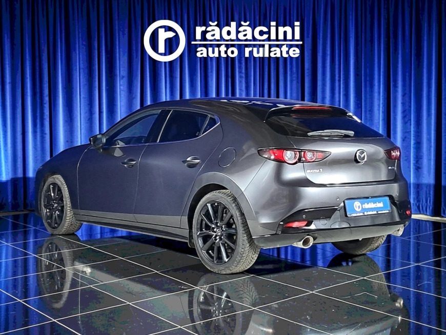 MAZDA 3 SKYACTIV X HYBRID 2.0i 186CP 2021