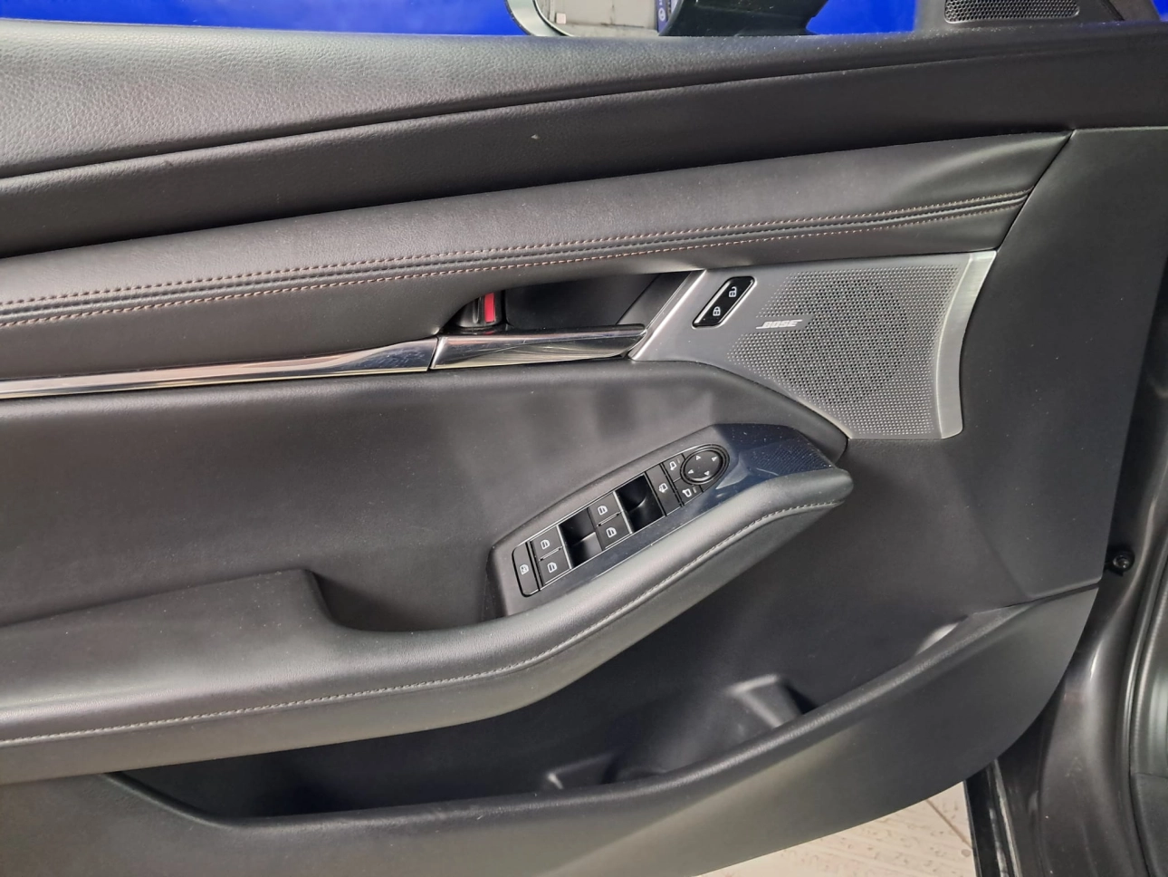 MAZDA 3 SKYACTIV X HYBRID 2.0i 186CP 2021