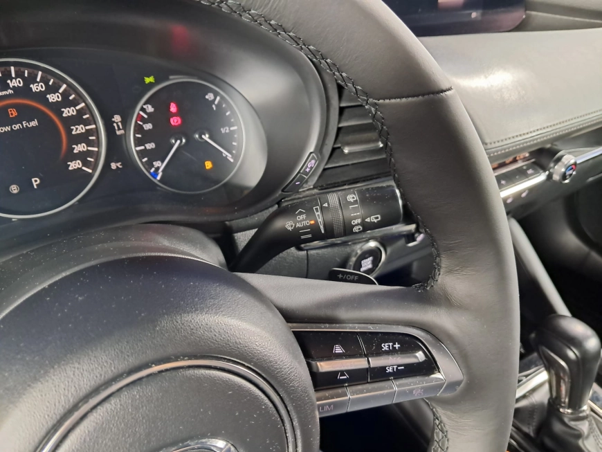 MAZDA 3 SKYACTIV X HYBRID 2.0i 186CP 2021