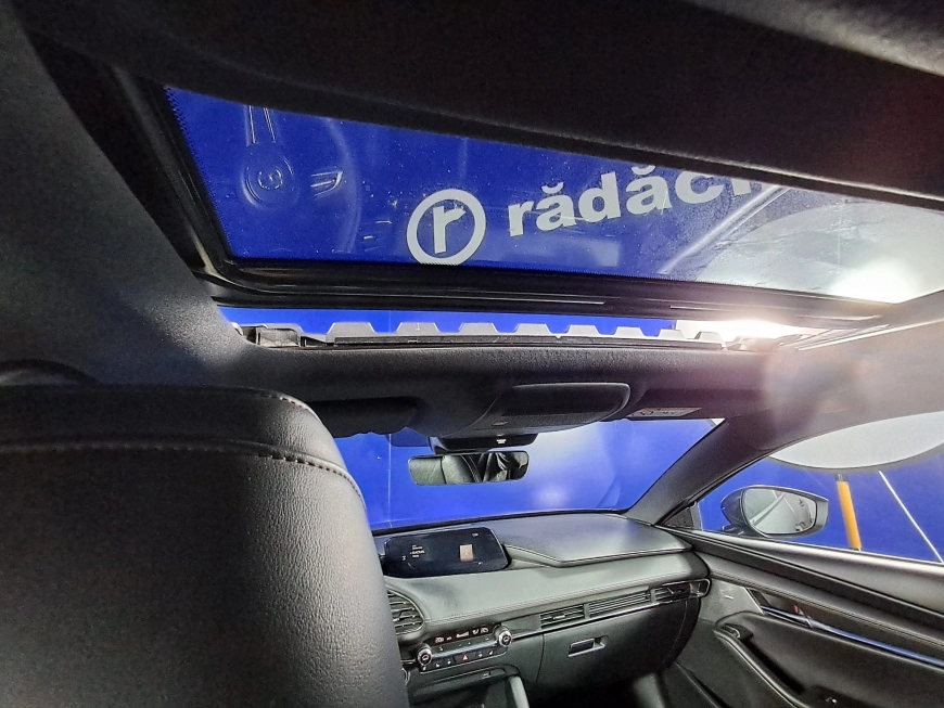 MAZDA 3 SKYACTIV X HYBRID 2.0i 186CP 2021