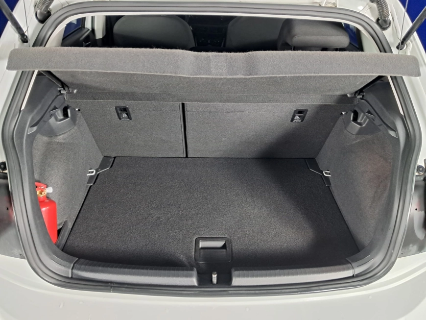 VOLKSWAGEN POLO LIFE 1.0i  95CP 2022