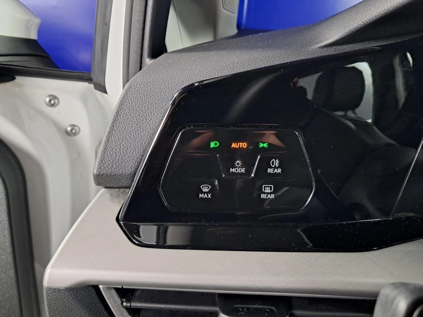 VOLKSWAGEN GOLF LIFE 1.5TSI 130CP 2021