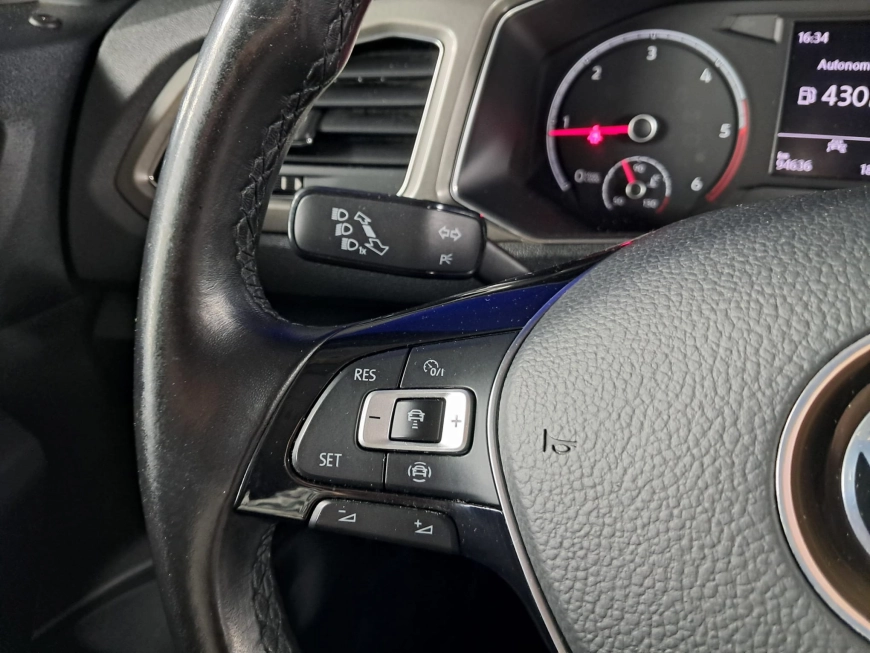 VOLKSWAGEN T ROC DESIGN 2.0TDI DSG 150CP 2021