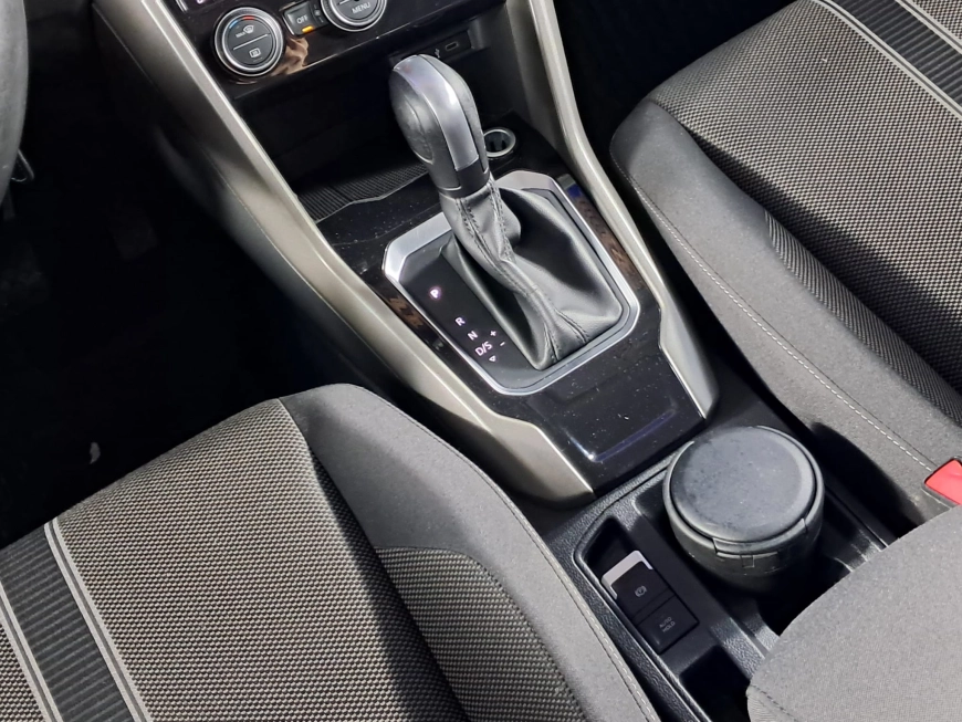 VOLKSWAGEN T ROC DESIGN 2.0TDI DSG 150CP 2021