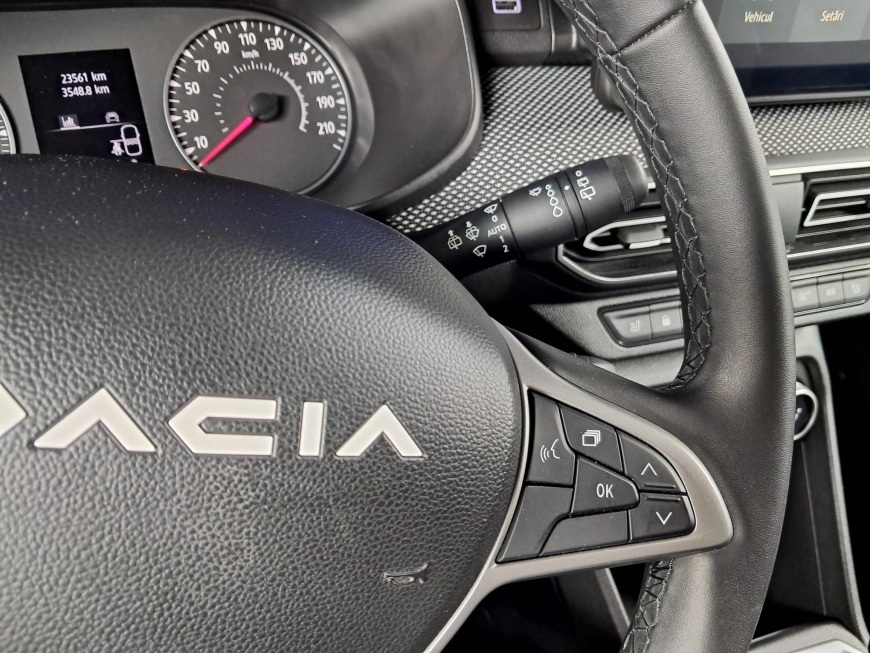 DACIA SANDERO 1.0i 91CP 2023