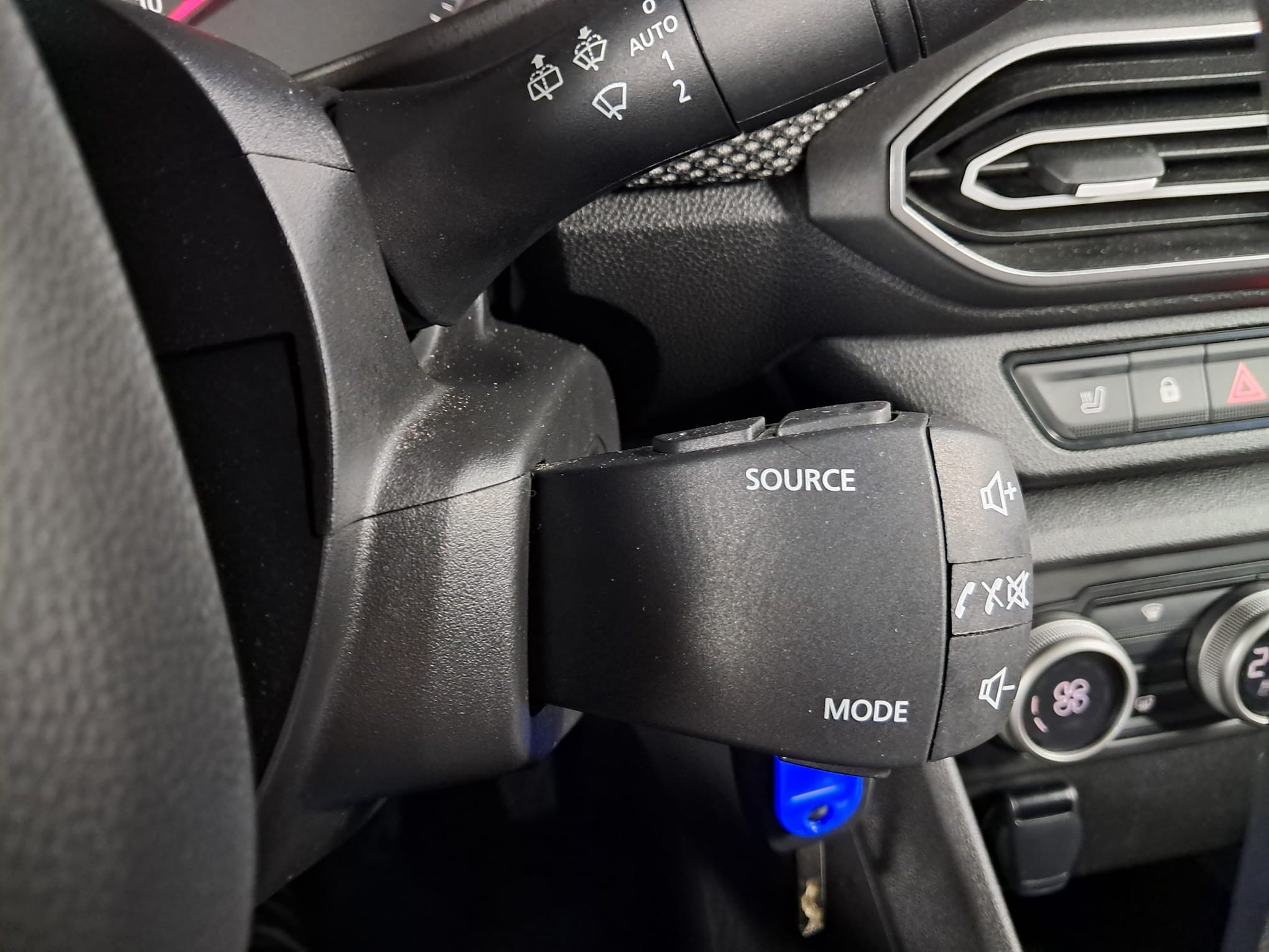 DACIA Sandero 2023 — imagine 15