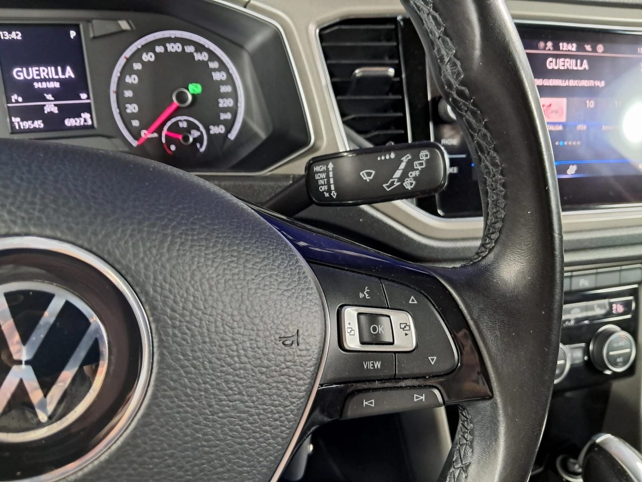 VOLKSWAGEN T ROC DESIGN 2.0TDI DSG 150CP 2021