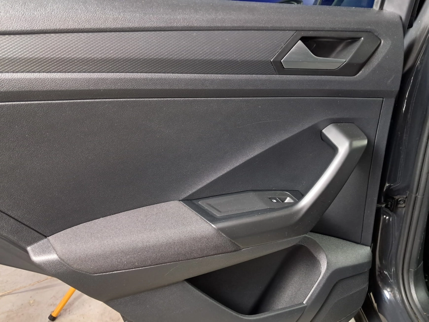 VOLKSWAGEN T ROC DESIGN 2.0TDI DSG 150CP 2021