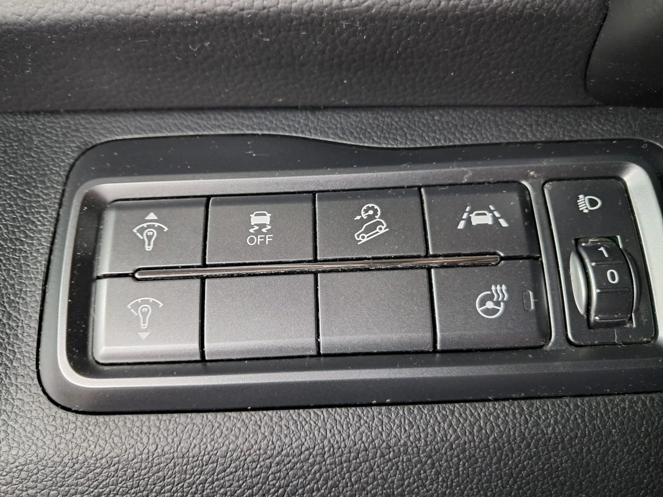 SSANGYONG TIVOLI AT/6 AWD1.5TI 163CP 2021