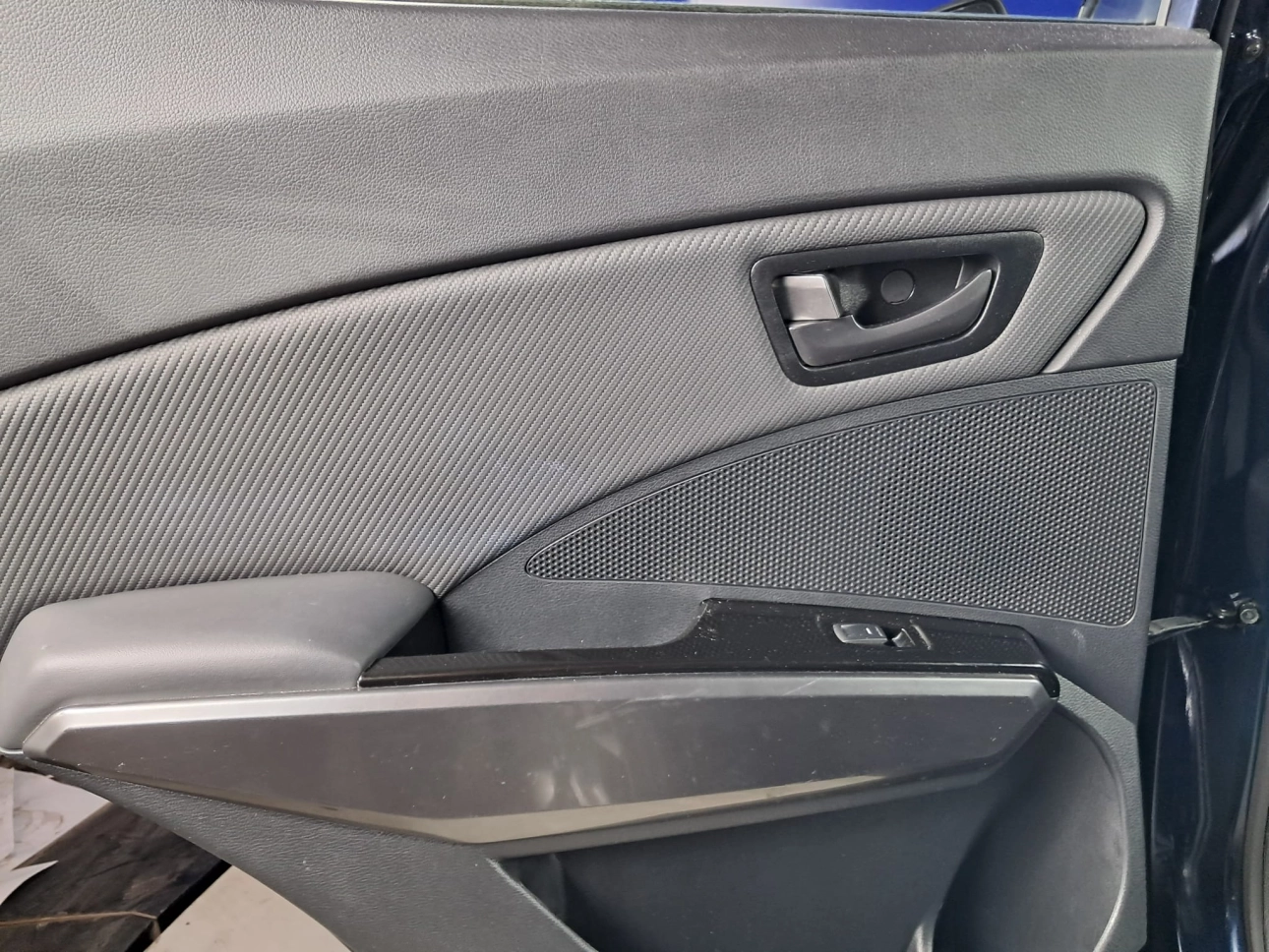 SSANGYONG TIVOLI AT/6 AWD1.5TI 163CP 2021