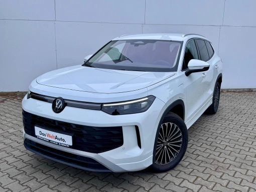 Volkswagen-Tayron-SUV-2025--Manuala