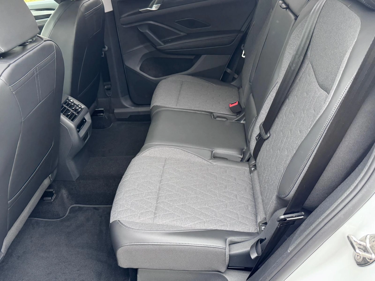 Volkswagen Tayron SUV 2025