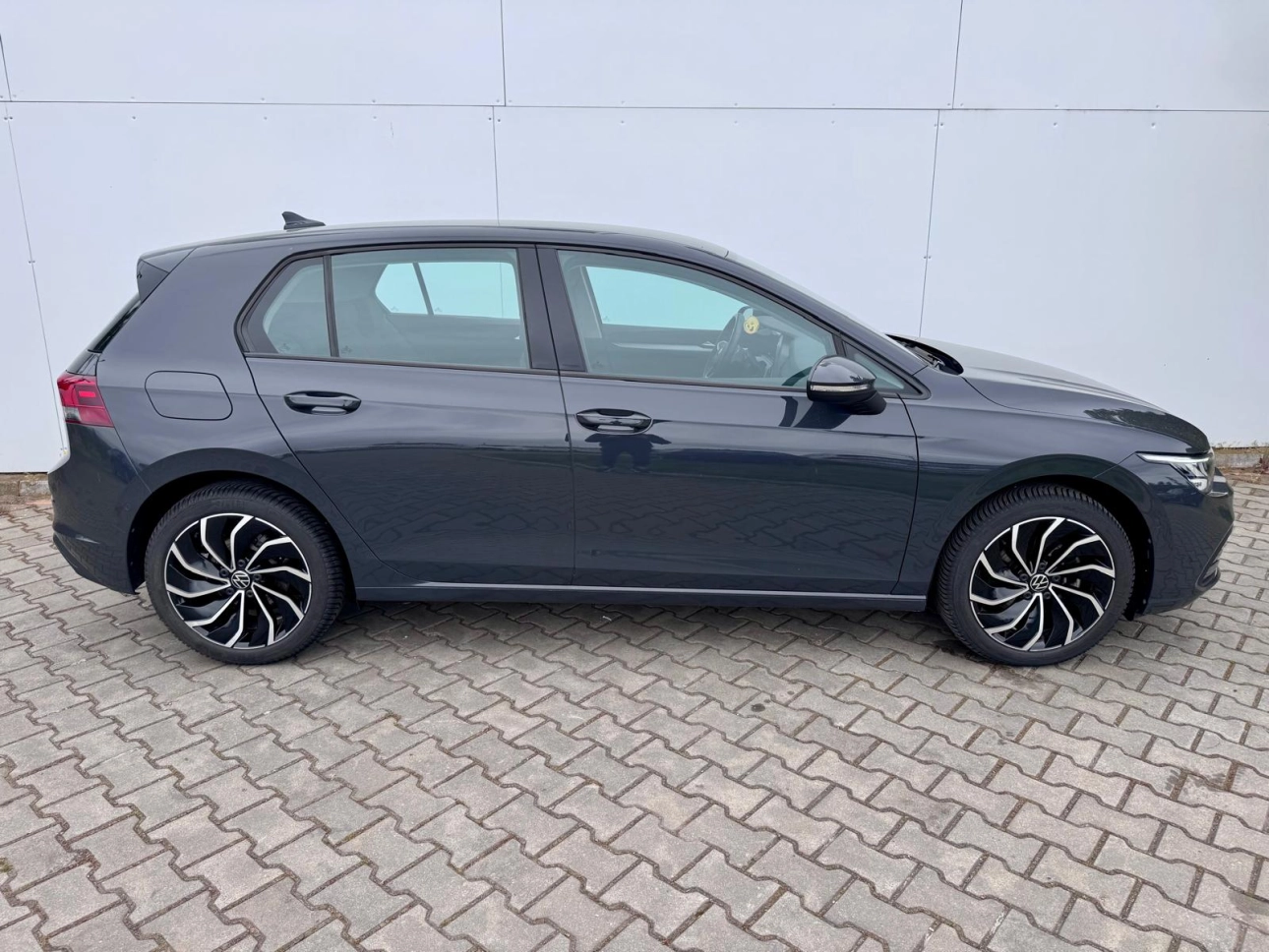 Volkswagen Golf eTSI Mild Hyb Hatchback 2021