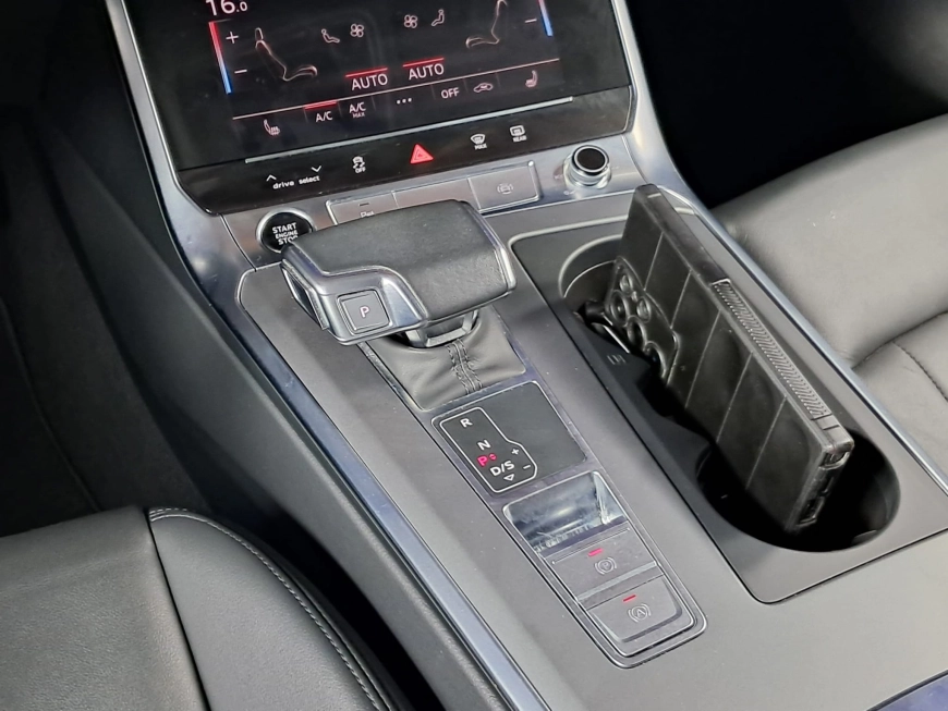 AUDI A6 AVANT 4.0 HYBRID 2.0TDI 204CP 2022