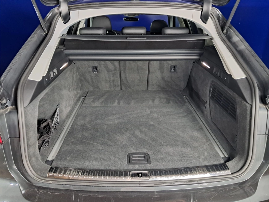 AUDI A6 AVANT 4.0 HYBRID 2.0TDI 204CP 2022