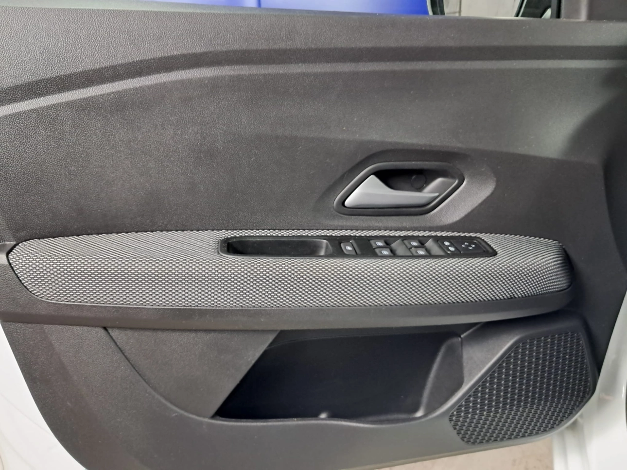 DACIA LOGAN EXPRESSION 1.0 ECO-G 91CP 2024