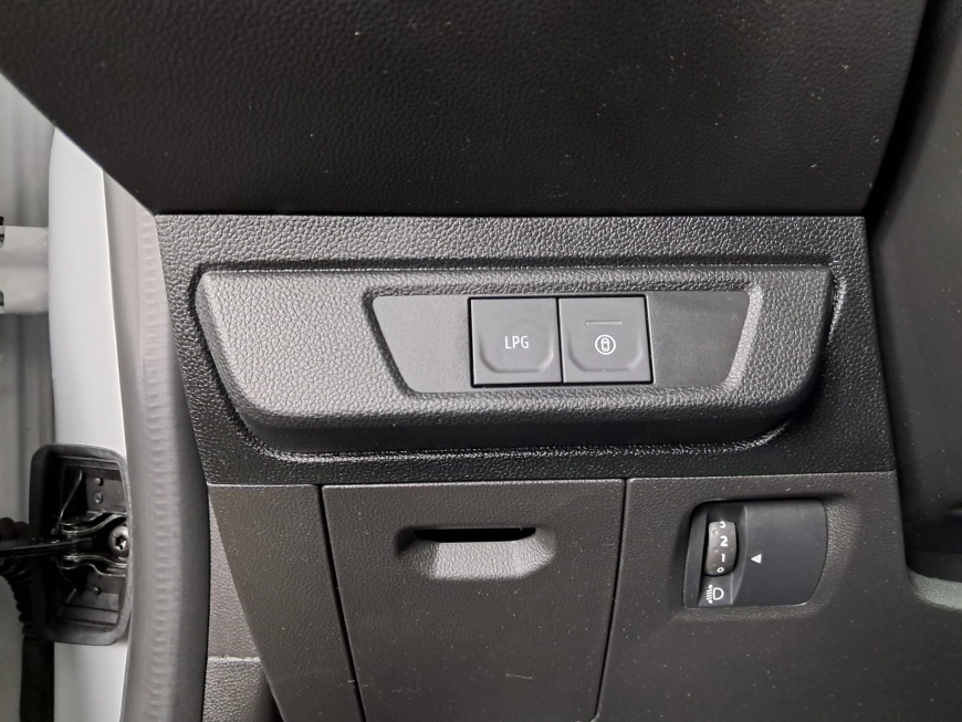 DACIA LOGAN EXPRESSION 1.0 ECO-G 91CP 2024