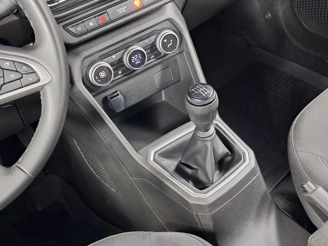 DACIA LOGAN EXPRESSION 1.0 ECO-G 91CP 2024