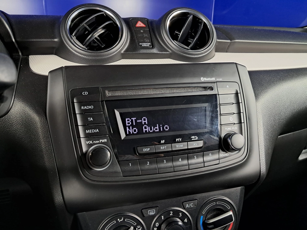 SUZUKI SWIFT HYBRID 1.2i 83CP 2021