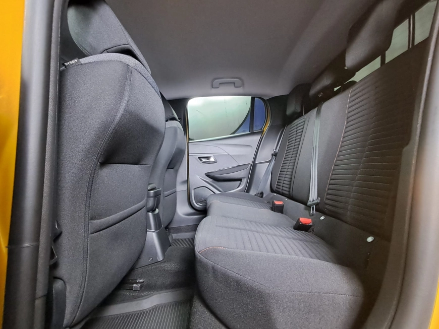 PEUGEOT 208 1.2i 75CP 2021