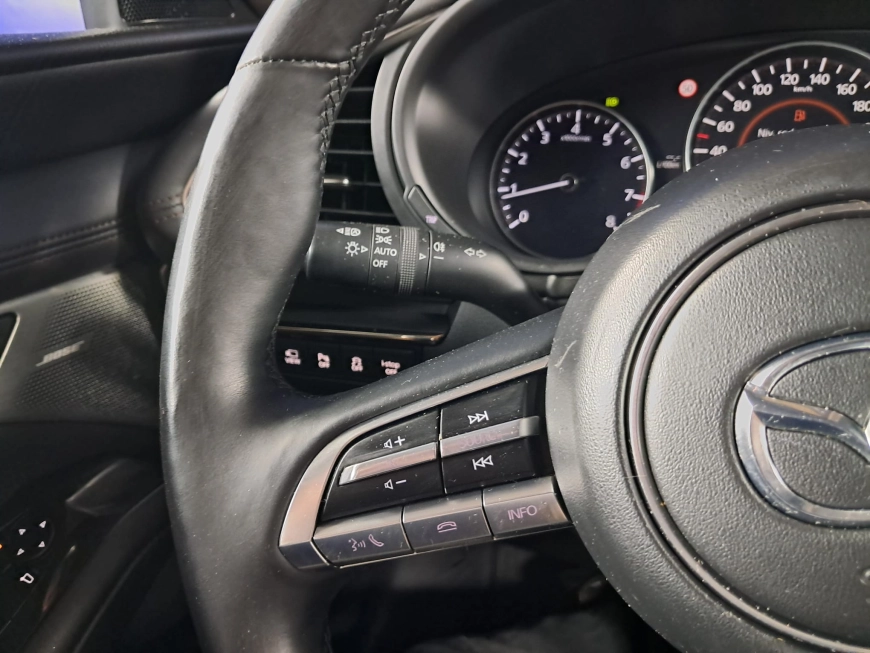 MAZDA 3 SKYACTIVEG AUT 2.0i HYBRID 122CP 2019