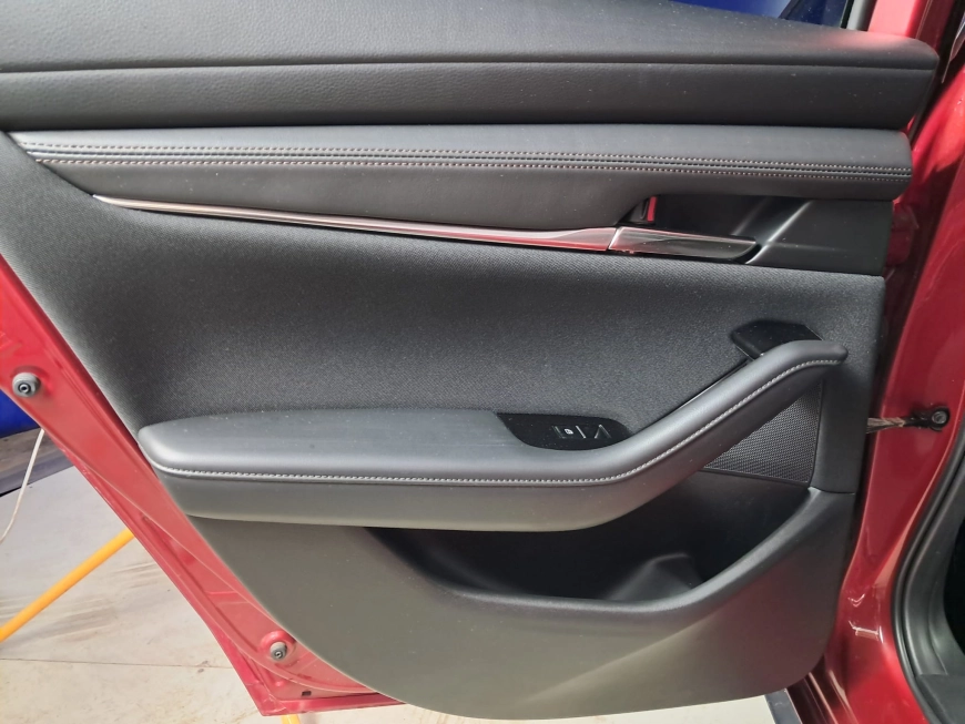 MAZDA 3 SKYACTIVEG AUT 2.0i HYBRID 122CP 2019