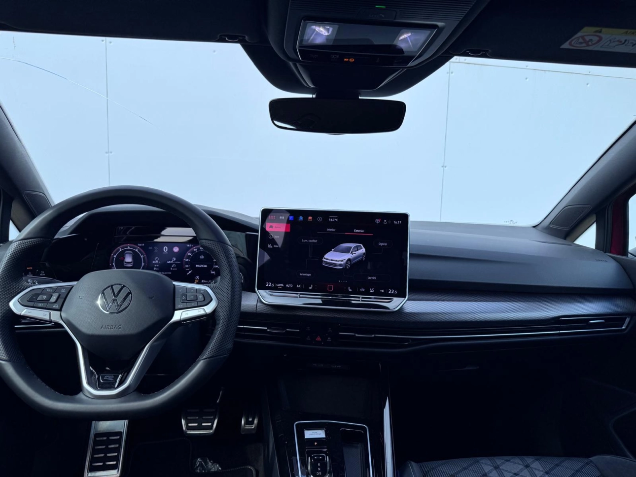 Volkswagen Golf Hatchback 2025