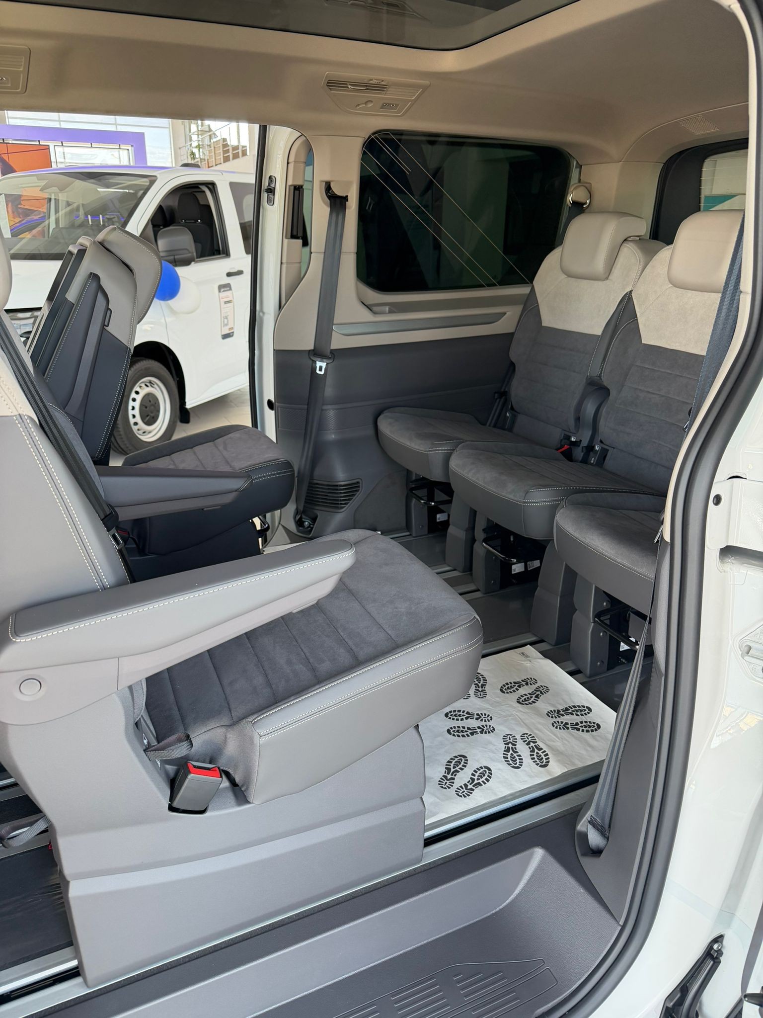 VOLKSWAGEN Multivan 2026 — imagine 7
