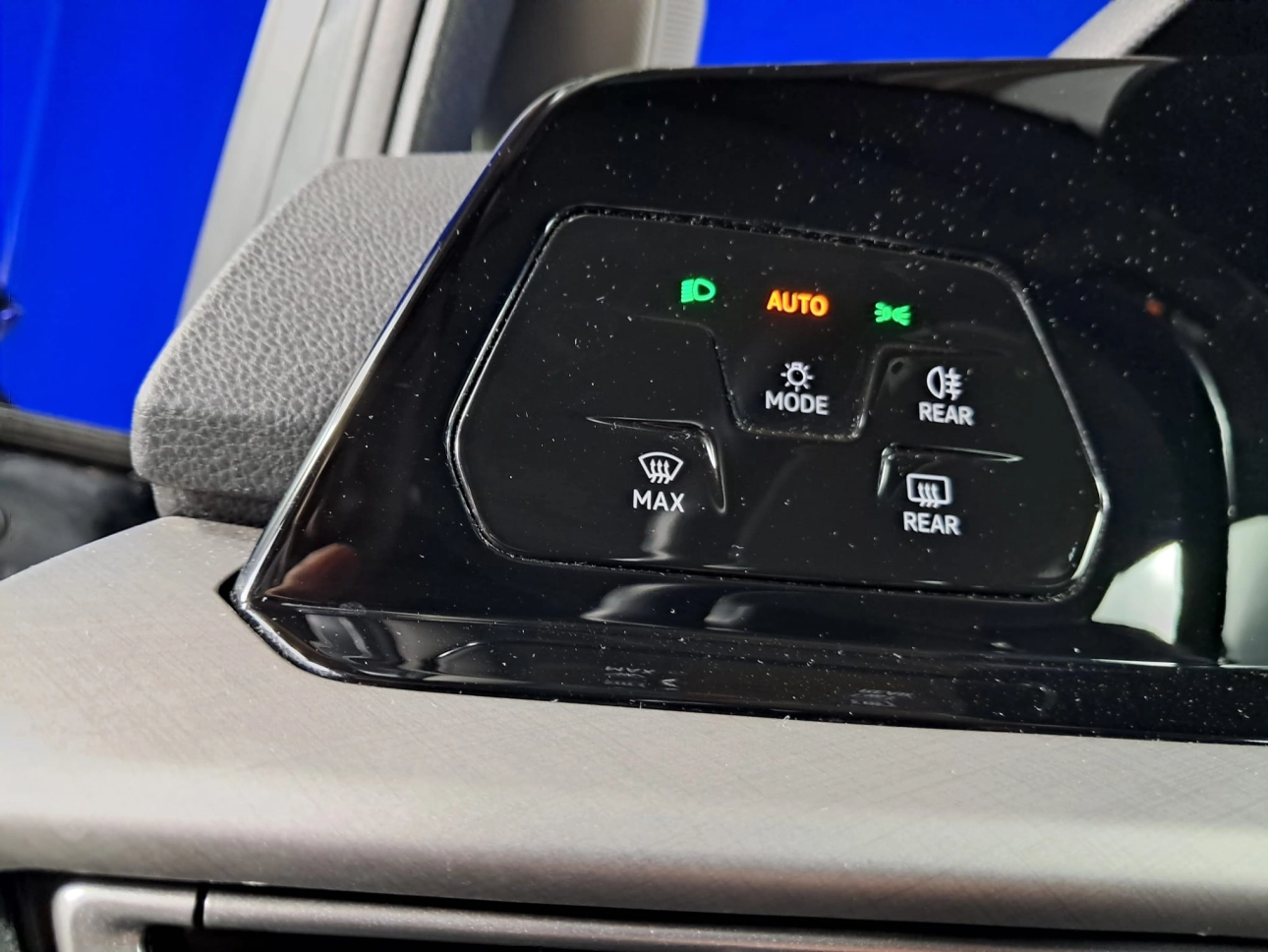VOLKSWAGEN GOLF LIFE 1.5E-TSI HYBRID AUTOMAT 150CP 2021
