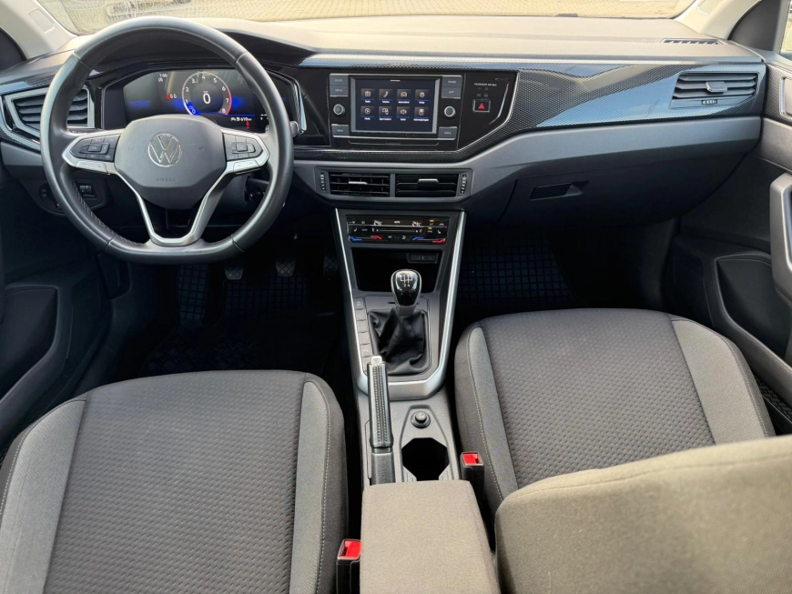 Volkswagen POLO Hatchback 2023