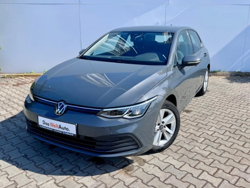Volkswagen-Golf-Hatchback-2023--Manuala
