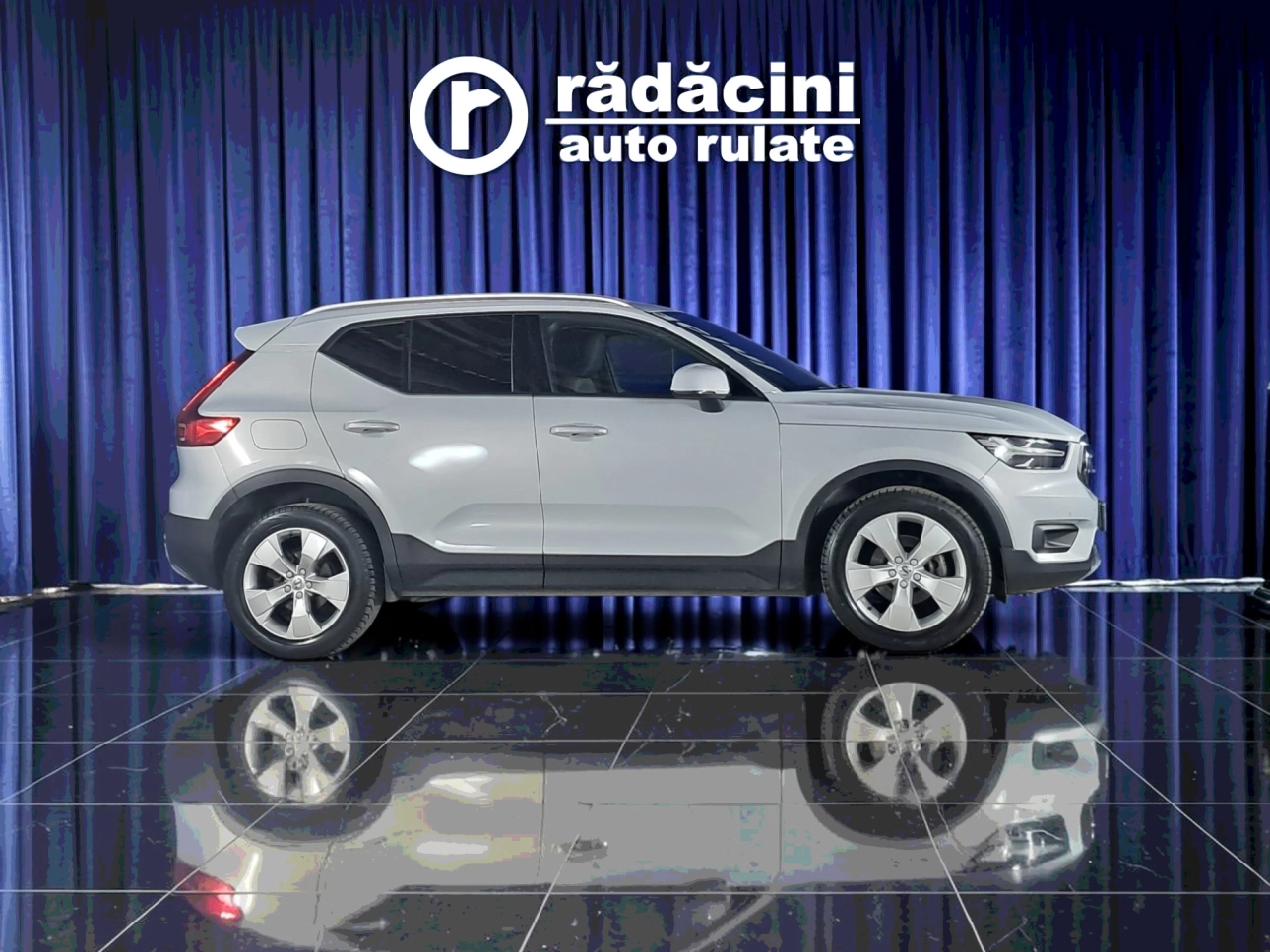 VOLVO XC 40 MOMENTUM PRO T2 163CP 2021