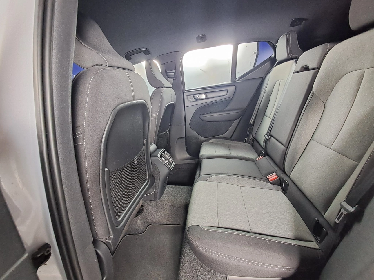 VOLVO XC 40 MOMENTUM PRO T2 163CP 2021