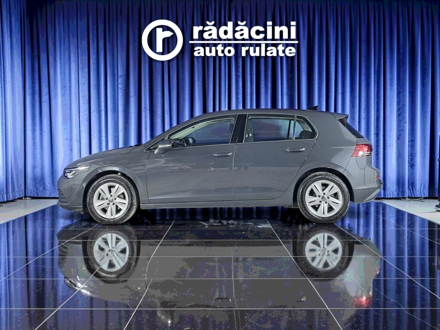 VOLKSWAGEN GOLF VIII LIFE 115CP 2021