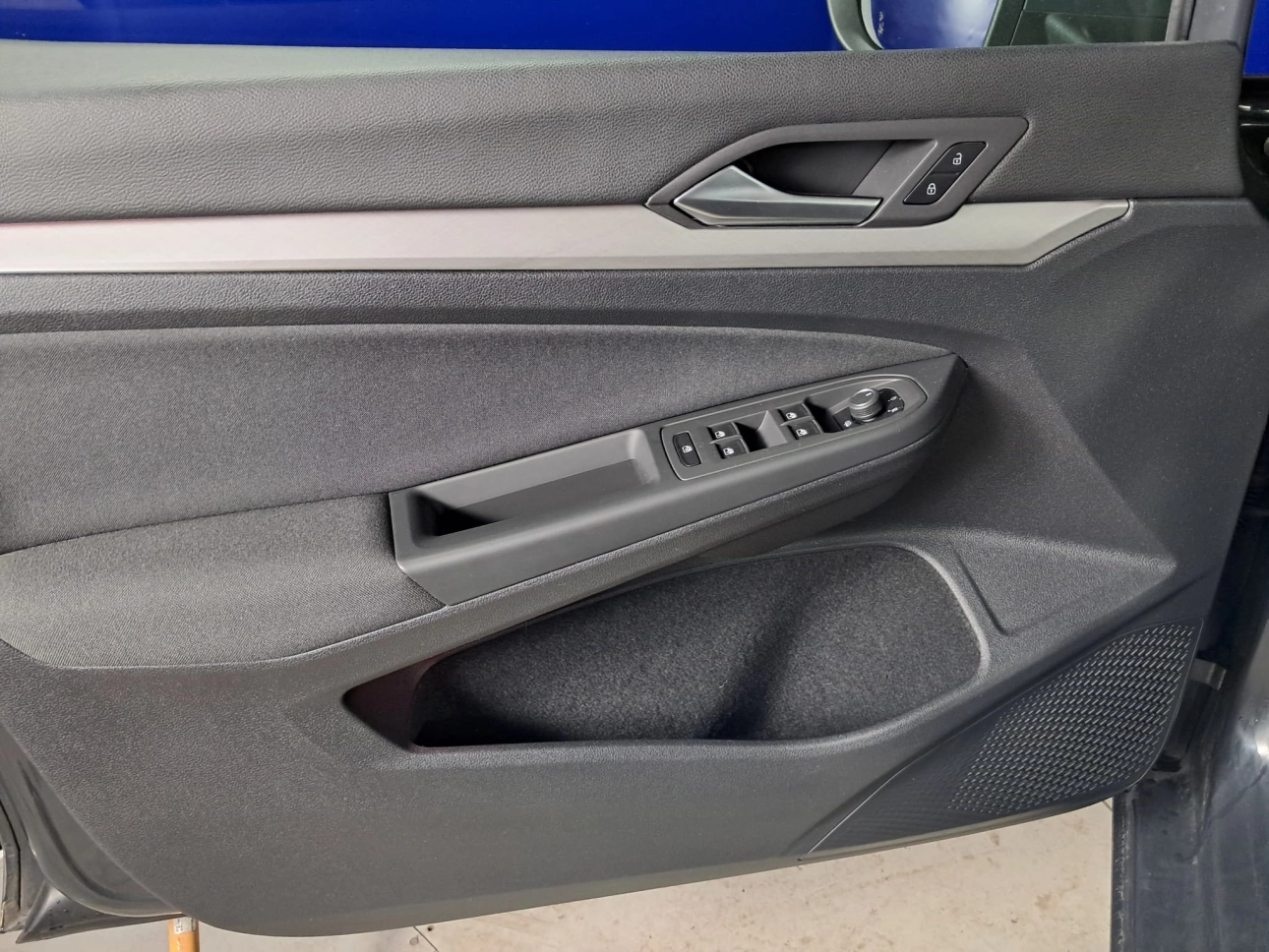 VOLKSWAGEN GOLF VIII LIFE 115CP 2021
