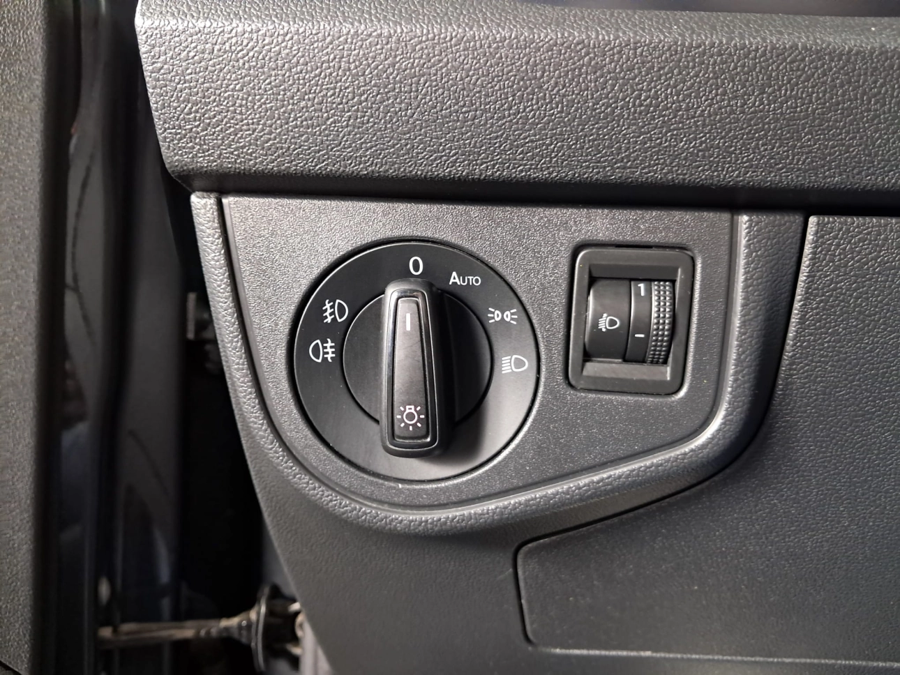 VOLKSWAGEN POLO 1.0i 65CP 2019
