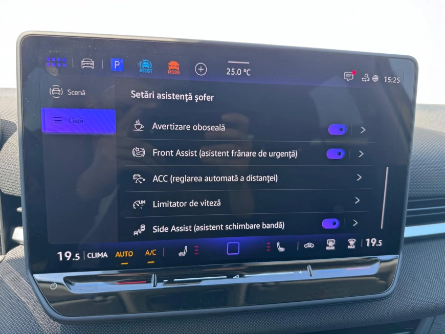 Volkswagen T-ROC Life SUV 2025