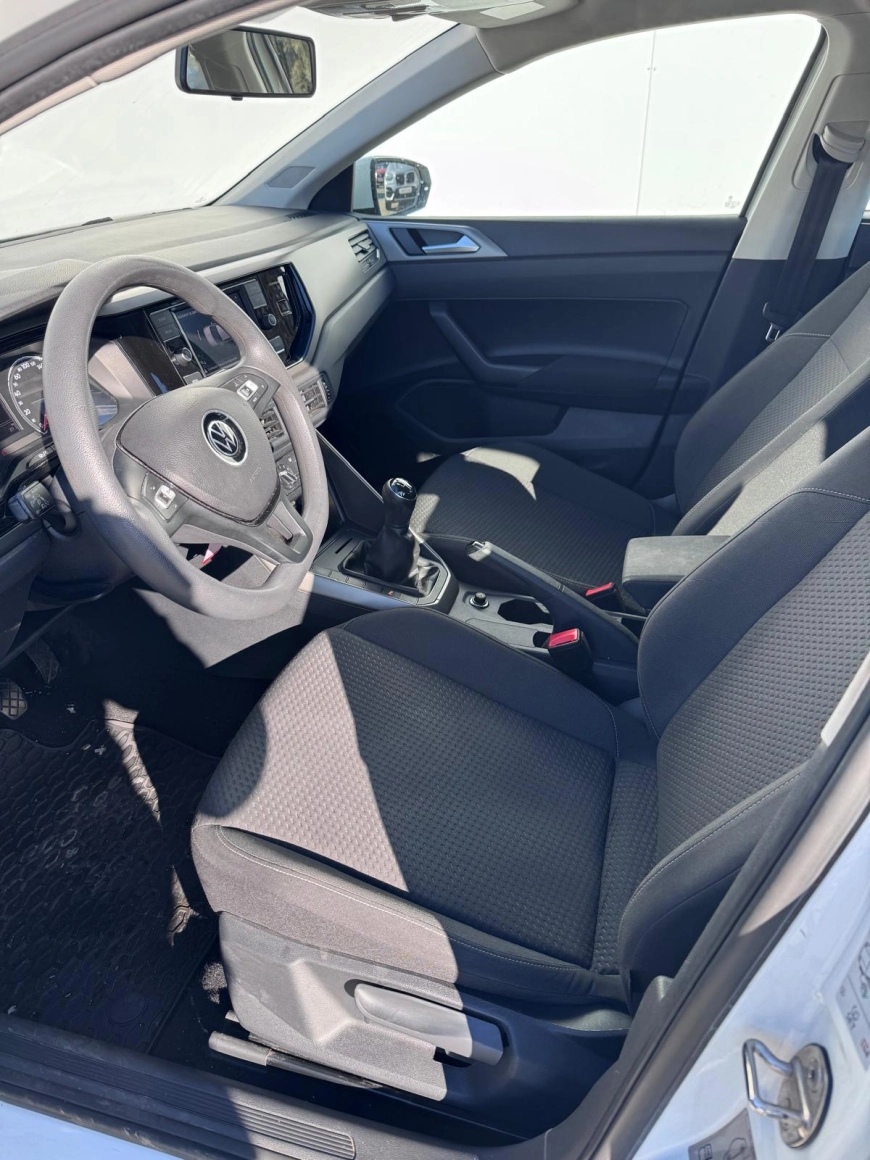 Volkswagen Polo Trendline Hatchback 2021