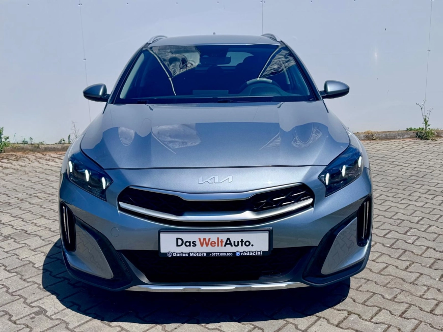 Kia XCEED Hatchback 2023