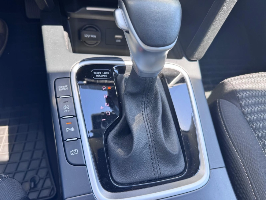 Kia XCEED Hatchback 2023