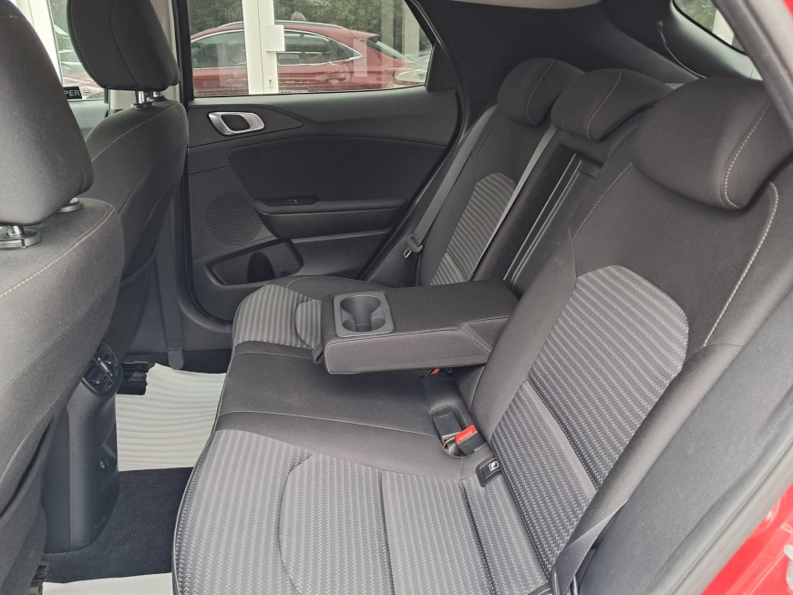 KIA XCEED 1.5 T-GDI 160 CP 7 DCT