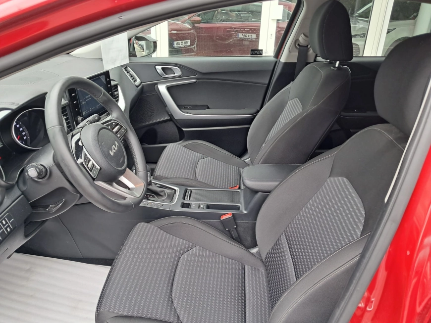 KIA XCEED 1.5 T-GDI 160 CP 7 DCT