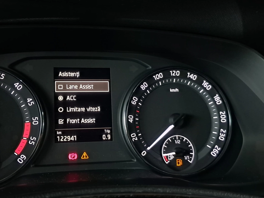 SKODA OCTAVIA IV COMBI AMBITION 2.0TDI 115CP 2022