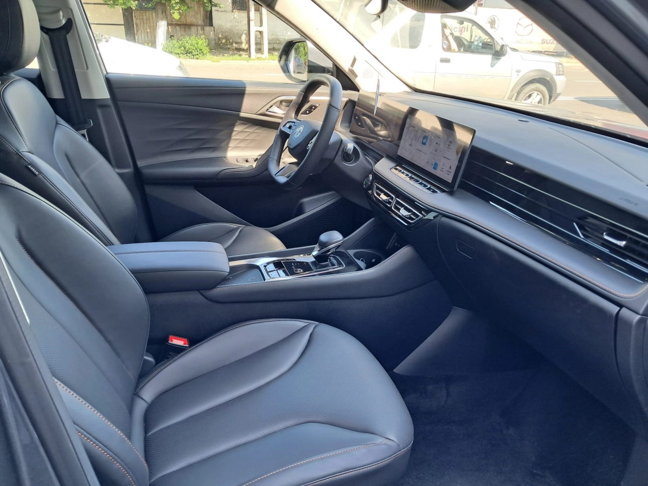 MG HS Exclusive 1.5 T-GDI  7DCT