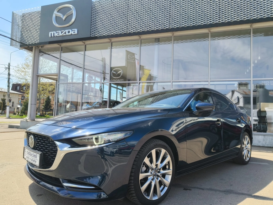 MAZDA 3 2.0L e-SKYACTIV X 186ps 6AT FWD Takumi